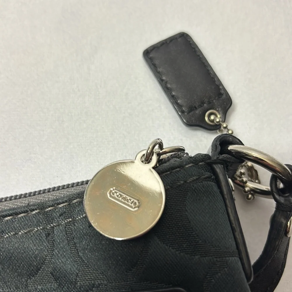 Coach Black Signature Jacquard Swing Pack